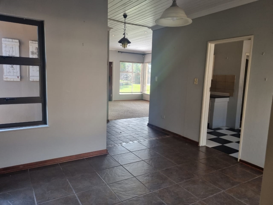 5 Bedroom Property for Sale in Universitas Free State